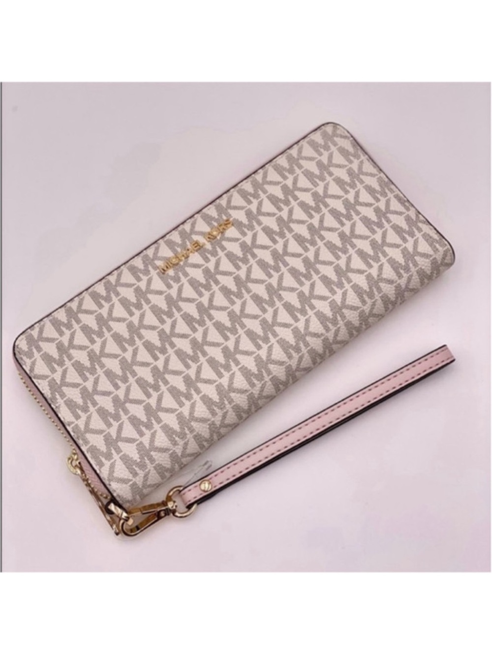 Michael Kors Large Continental Wallet - Picture 2 of 13
